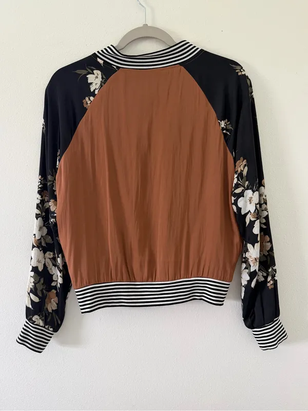 Anthropologie Saltwater Luxe Los Angeles Floral Silky Bomber size small - Image 4
