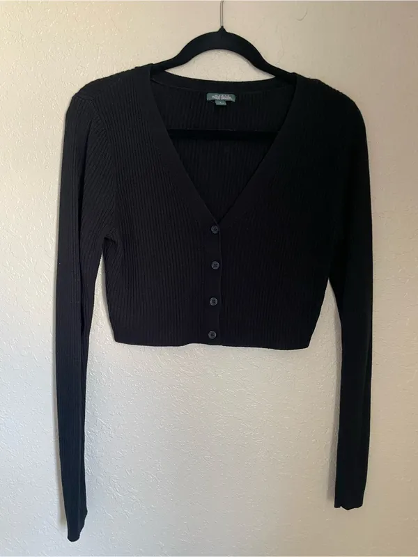Wild Fable V Neck Cropped Ribbed Cardigan Size S Black Button Front Long Sleeves - Image 5