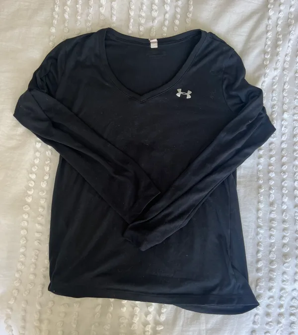 Under Armour Black Long Sleeve Shirt - Image 2