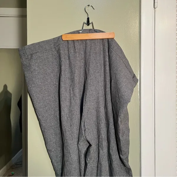 BloomChic Women's Plus Size 30 Dress Pants Trousers Light Gray Straight‎ Pleated - Image 7