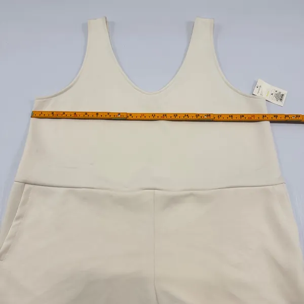 All in Motion Womens Active Romper XL Cream Sleeveless V-Neck Pockets 018011580 - Image 5