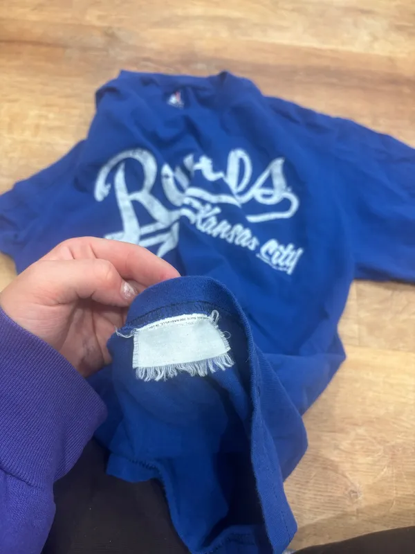 Genuine Merchandise Royals blue tee graphic - Image 4