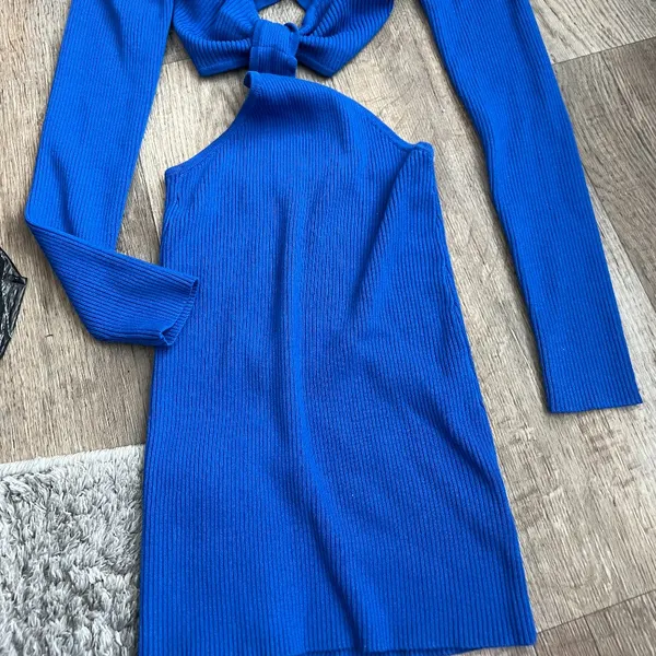 Edikted blue long‎ sleeve cutout mini dress size M - Image 5