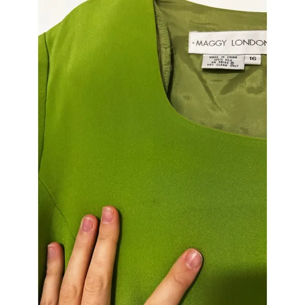 Maggy London Vintage 100% Silk Lime Green Sheath Dress Short Sleeve Size 16 - Image 5