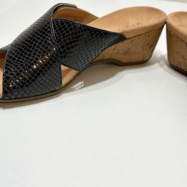 Vionic Women’s Leticia Black Leather Lizard Wedge Criss Cross Sandals Size 7 - Image 9