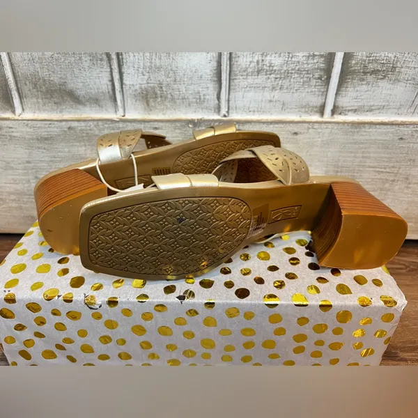 NWT JOIE Soft Gold Heeled Sandal‎ Society size 9.5 - Image 8