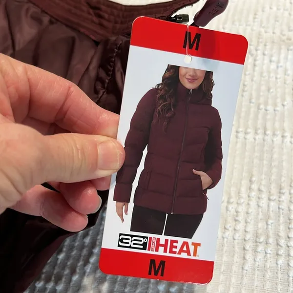 Puffer Coat Ski Jacket 32 Degrees Burgundy Maroon Womens Medium Hooded - Image 9