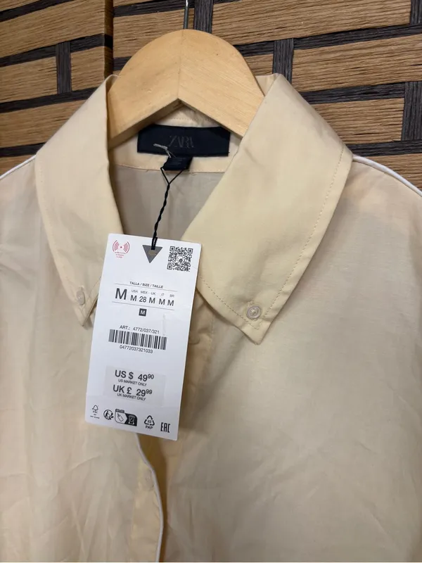 Zara yellow oversized button down shirt size medium - Image 3