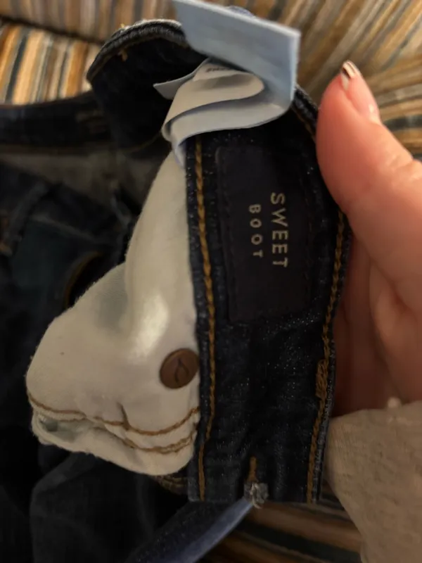 Lucky Brand Jeans Bootcut - Image 4