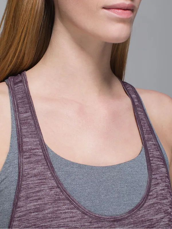 LULULEMON 105 F Singlet in Heathered Black Cherry First Release Sz. 4 - Image 4