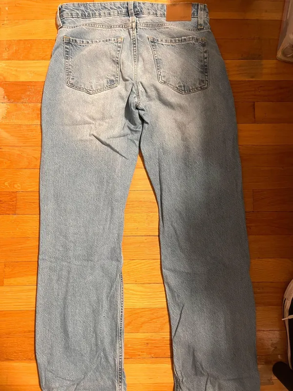 Aeropostale Low Rise Baggy Jeans - Image 2