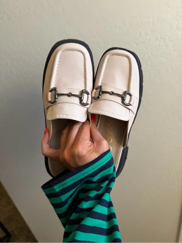 White slide platform loafer Size 7 - Image 4