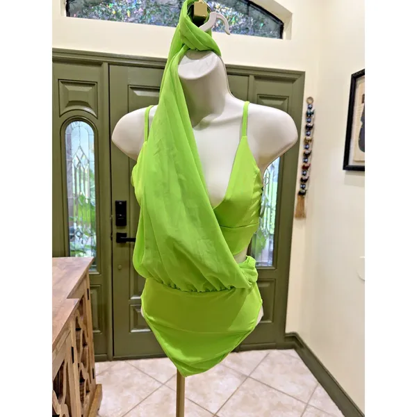 NWT | Size XS | Vibrant Neon Lime Green - Image 6