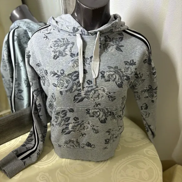 Calvin Klein Gray Floral Hoodie Sweater - Image 2