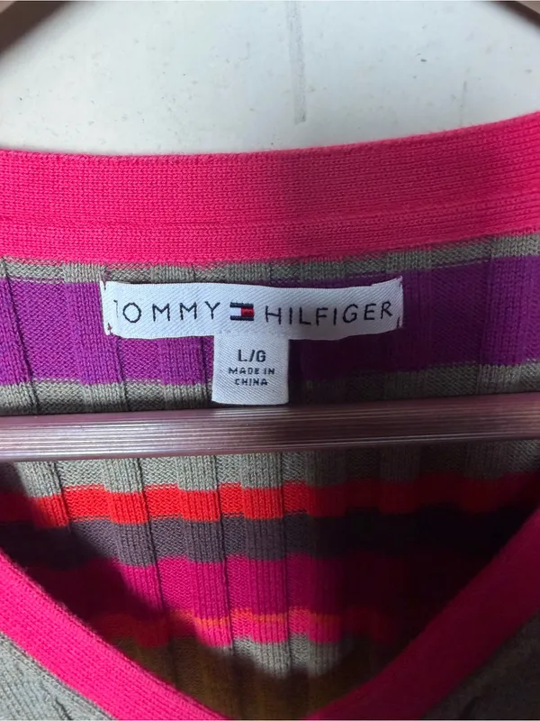 Vintage 2004 Tommy Hilfiger Striped Ribbed V-Neck Sweater Top Y2K Large - Image 3