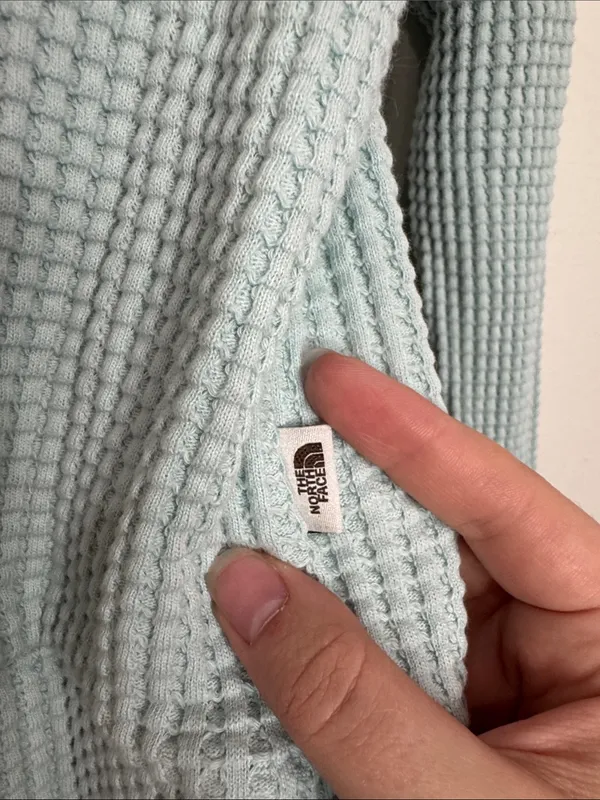 The North Face Pale Aqua Waffle Mock Neck Chabot Sweatshirt Hiking Outdoors sz L - Image 8