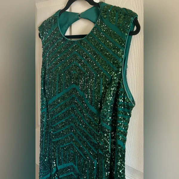 Jovani Hunter Green Sequin Open-Back Holiday Dress w/Small Train Sz 22 - Image 10