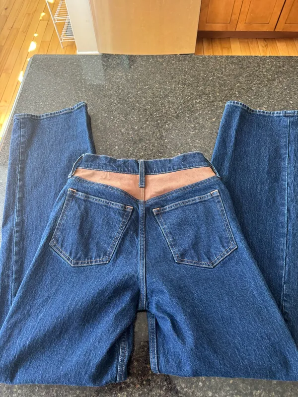 Abercrombie high rise 90s relaxed denim - Image 2