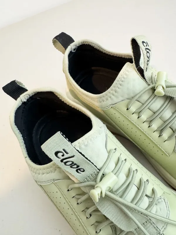Clove Classic Sneakers Size 9 Limited Edition Sage Green Healthcare Nursing Shoe - Image 9
