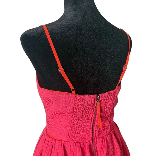 Urban Outfitters Sweetheart Neckline Heart Print Dress Size M Textured Short - Image 7