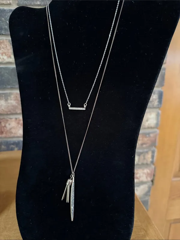 Vintage two tone double strand rhinestone bar and pendant necklace - Image 4