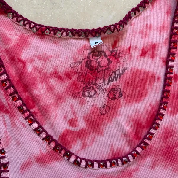 Y2K Tie Dye Crop Tank Top Rhinestone Stitched Sleeveless Red Women's Size Medium - Image 4
