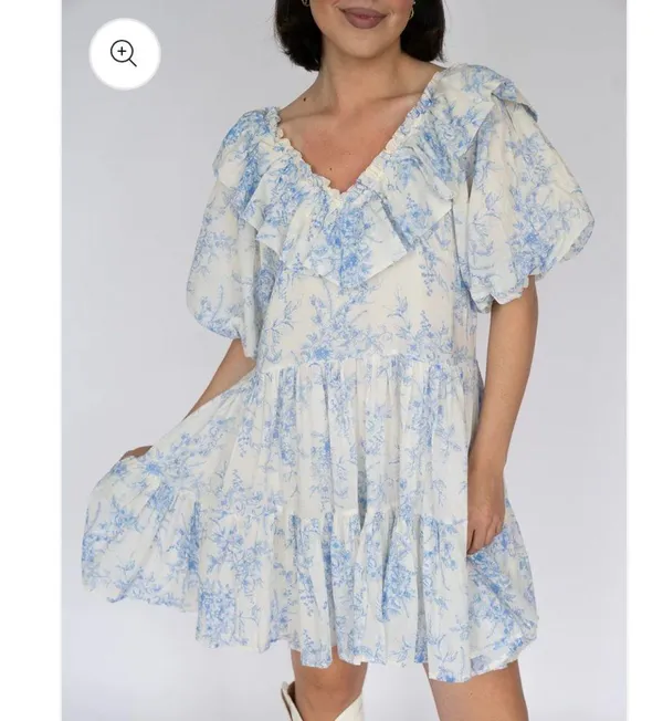 Floral Blue and White Dress - Image 5