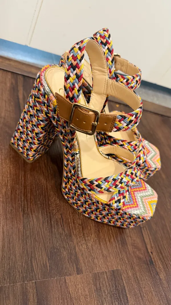 Jessica Simpson Platform Heels - Image 4