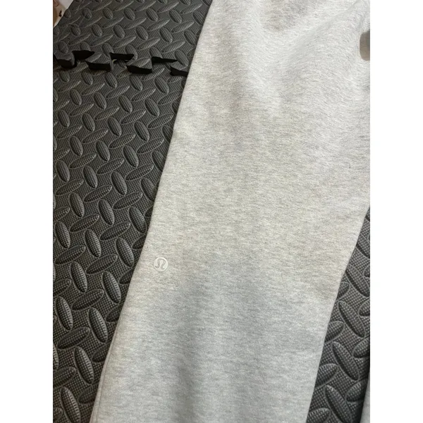 Lululemon Scuba High-Rise Jogger *Fleece 28" Heathered Core Ultra Light Grey 6 - Image 10