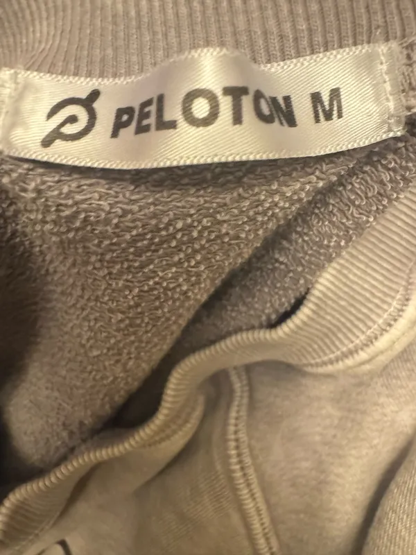 Peloton sweatshirt - Image 3