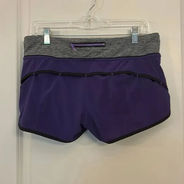 Lululemon speed up shorts women’s size 8 - Image 6