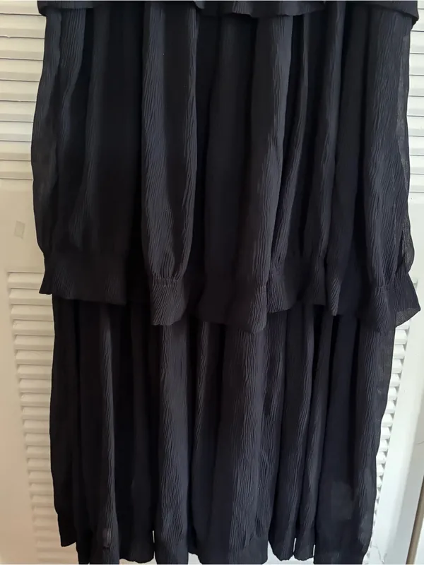 line and dot Maxine Tiered Maxi Dress Color Black Size MD - Image 6