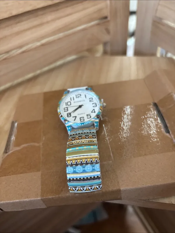 Turquoise Patterned Quartz Watch - Image 2