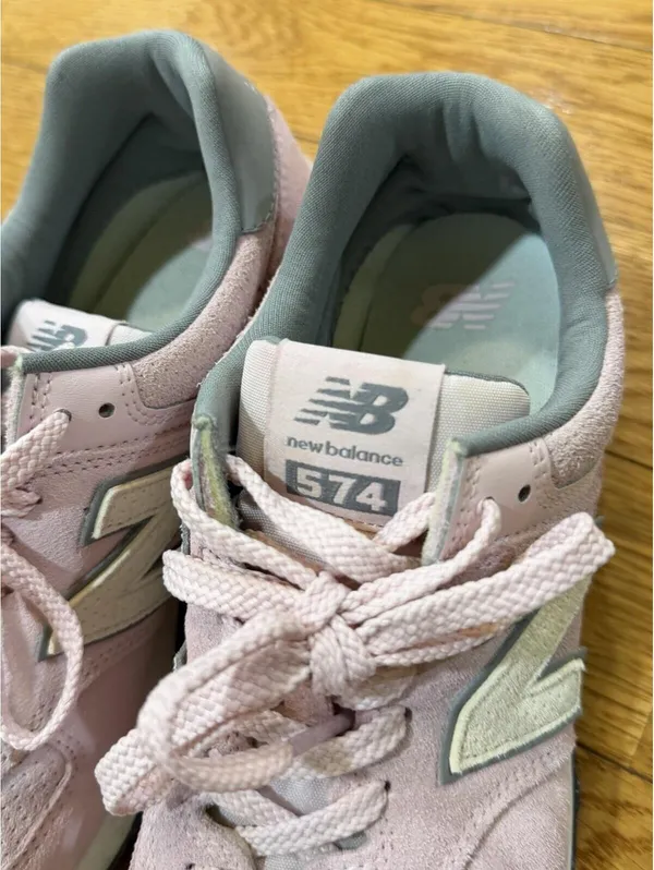 Size US 8.5 New Balance Classics 574 Women's Rose Sugar/Sea Salt Sneakers - Image 5