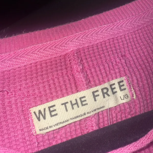 Free People We The Free Pink Waffle Knit Thermal Lace Up Sleeve Top L NWOT - Image 4