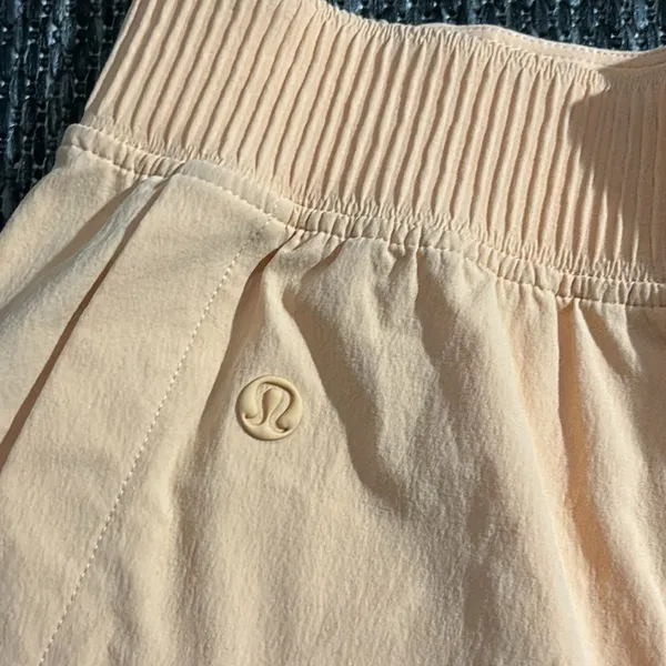 Stretch Woven Relaxed Fit High Rise Short 4" Size XS - Image 5