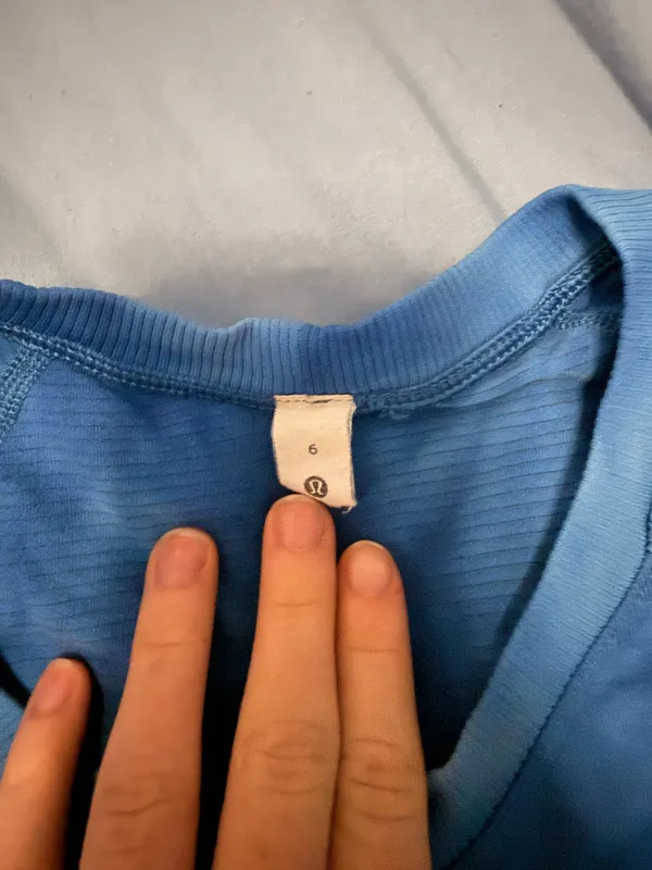 Lululemon Swiftly Tech Short Sleeve - Image 3