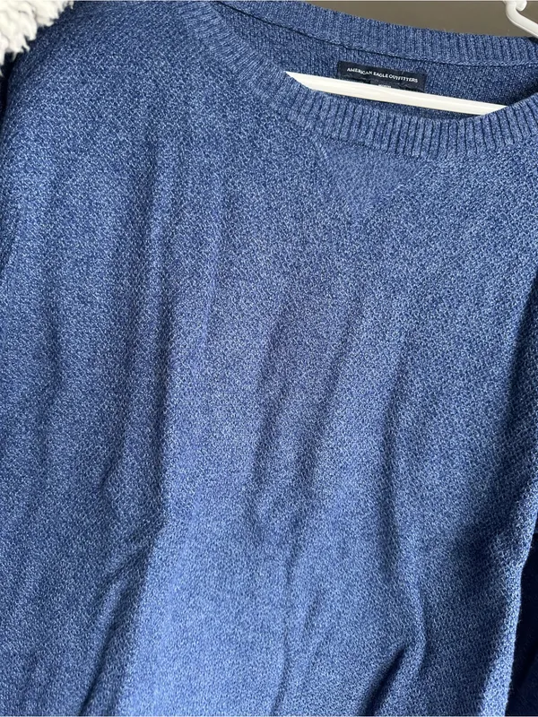American Eagle Women’s Blue Crewneck Sweater - Image 3