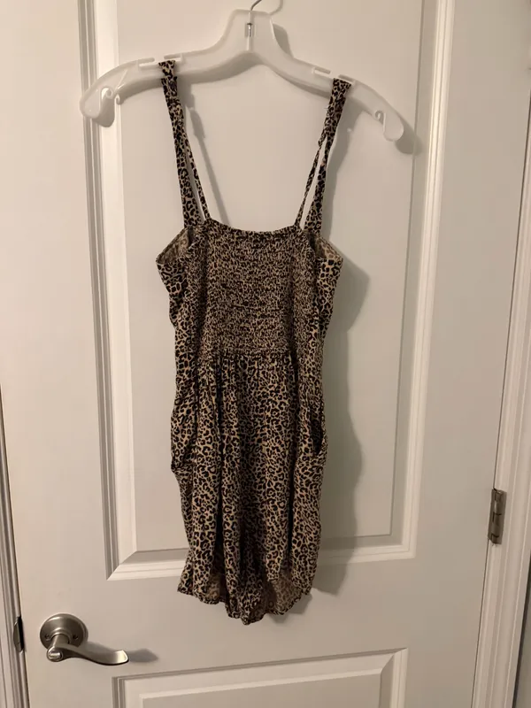 Hollister Leopard Print Romper with Adjustable Straps, Sz XS - Image 2