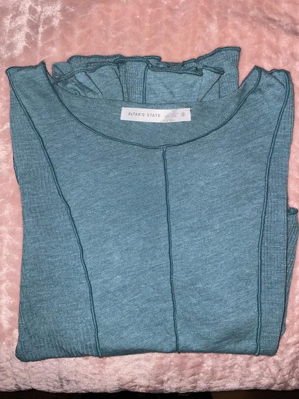 Altar'd State Shirt - Image 6
