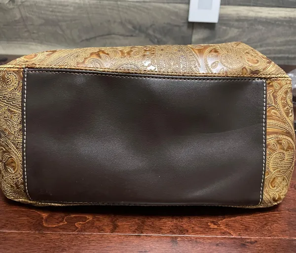 Fossil Relic by Brown and Tan Paisley Embossed Vegan Leather Purse Handbag - Image 3