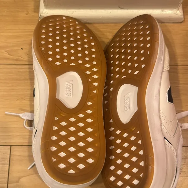 Vans comfy sneakers - Image 6