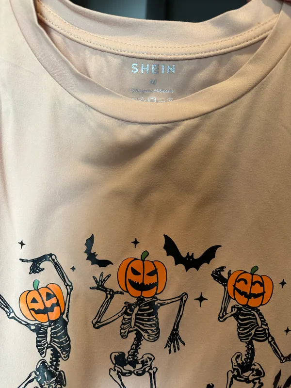 Halloween Tee Size M - Image 2