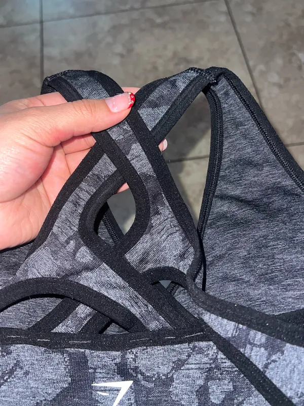 Gymshark Sports Bra - Image 4