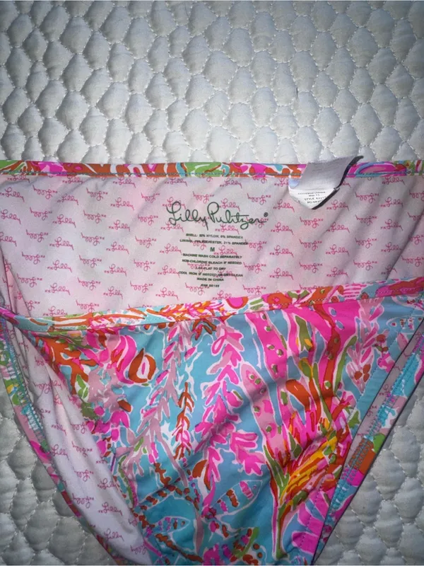 Lilly Pulitzer Women’s Coral Print Colorful Neon Bikini Bottom Size Medium - Image 3