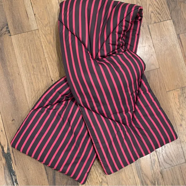 Anthropologie Maeve Striped Black Red Crossover Puffer Scarf OS NEW - Image 3