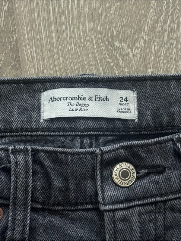 Abercrombie & Fitch Baggy Low Rise Jeans Gray Size 24 Short Distressed Hem - Image 6