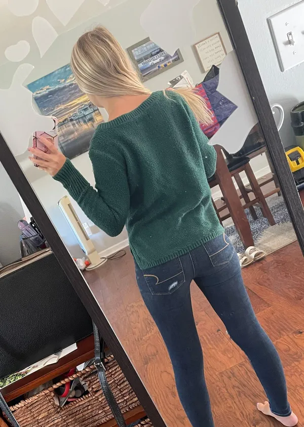 Hollister Green  Sweater - Image 2