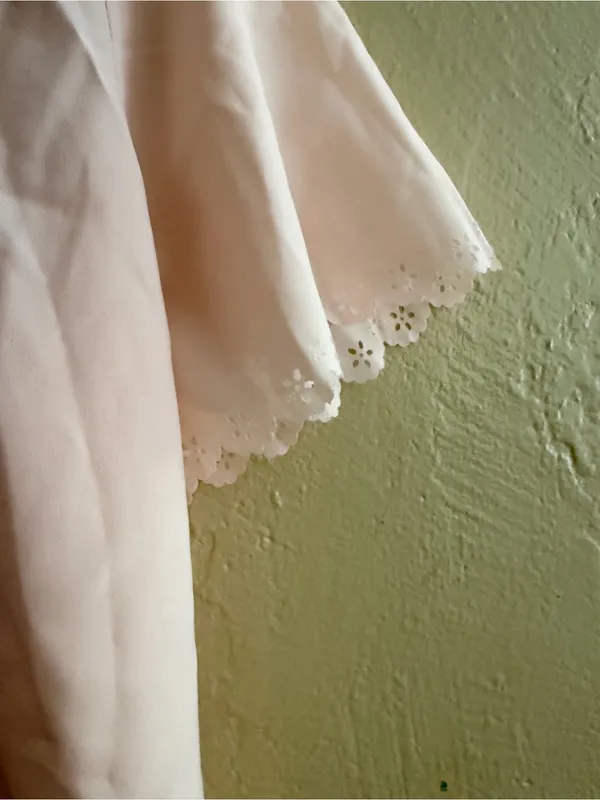 Source Unknown Delicate Lace-Trim Pink Women’s Blouse - Image 3
