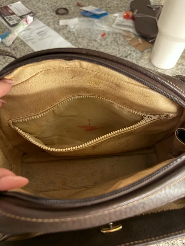 Vintage Gucci Purse - Image 9